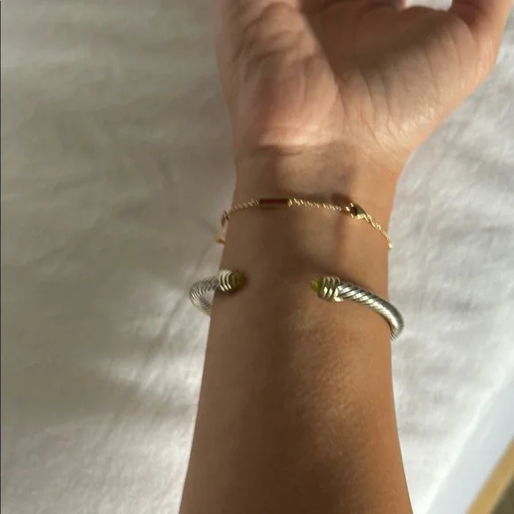 David Yurman cable flex bracelet in peridot - Picture 4 of 13